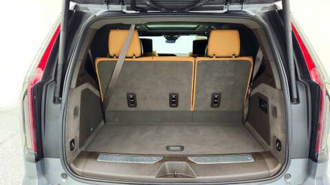 2021 Cadillac Escalade Sport