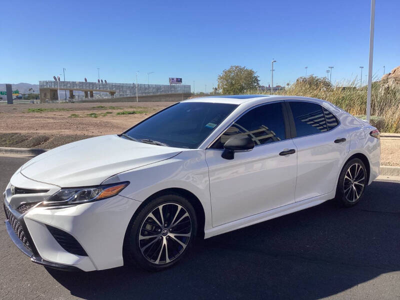 2018 Toyota Camry SE