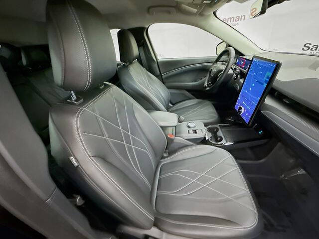 2024 Ford Mustang Mach-E Select