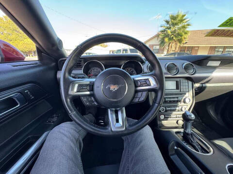 2017 Ford Mustang EcoBoost