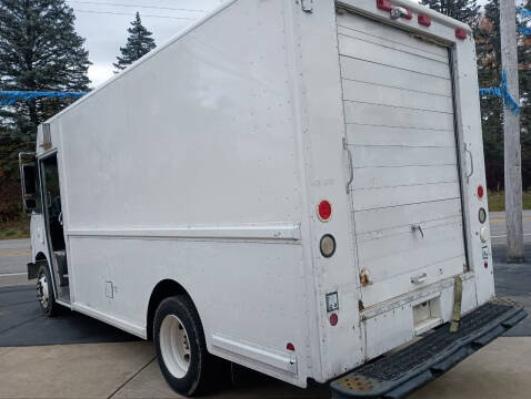 2001 Freightliner MT45 Chassis for sale at Chuckie Bizzarro's Fleetwing Auto in Erie, PA