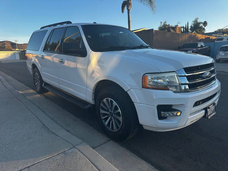 2016 Ford Expedition XLT photo 3