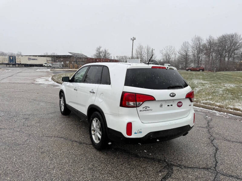 2015 Kia Sorento LX