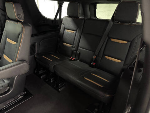 2023 GMC Yukon XL AT4