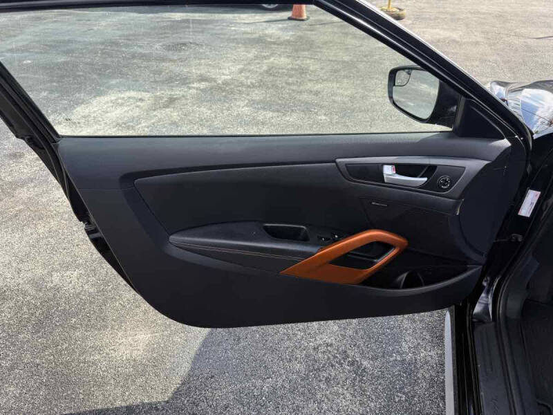 2016 Hyundai Veloster Turbo