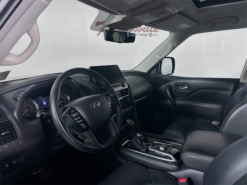 2024 Infiniti QX80 Luxe