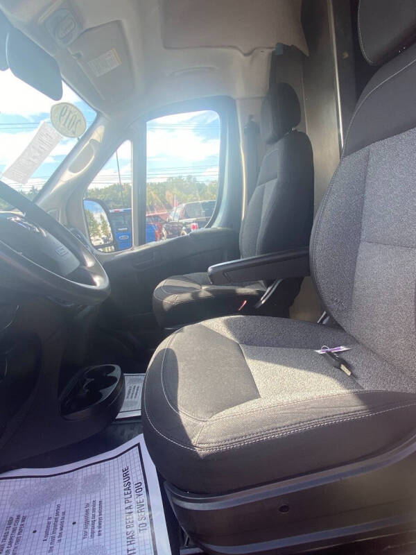 2019 RAM ProMaster Cargo Van Base photo 9