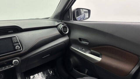 2018 Nissan Kicks SR