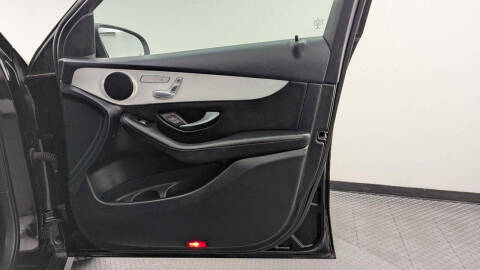 2019 Mercedes-Benz GLC GLC 300