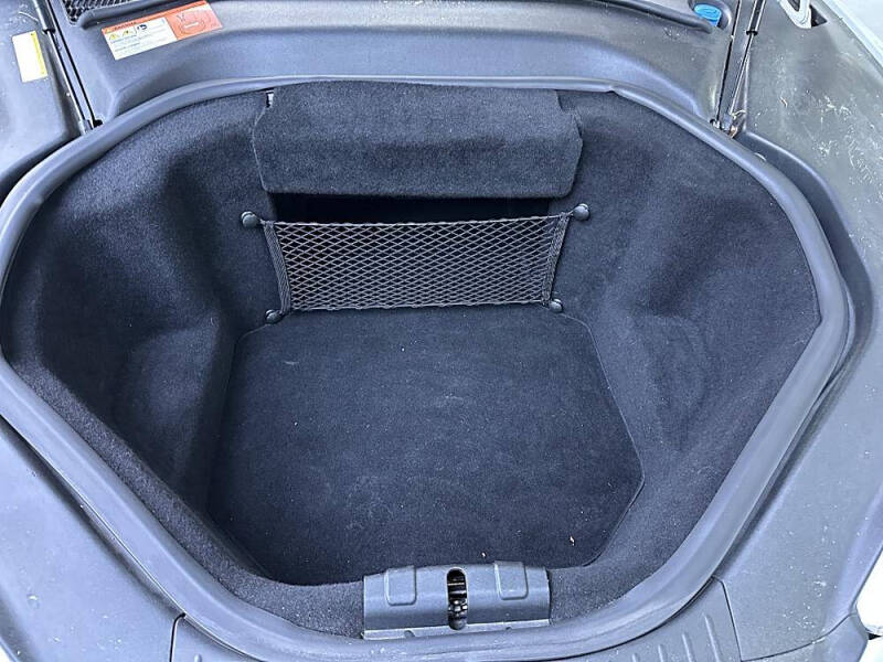 2015 Tesla Model S 85