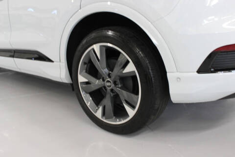 2023 Audi Q4 e-tron quattro Premium Plus 50