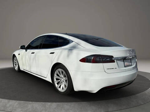 2016 Tesla Model S
