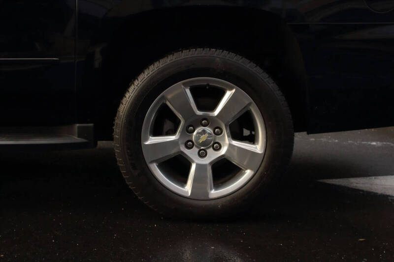 2017 Chevrolet Suburban LS