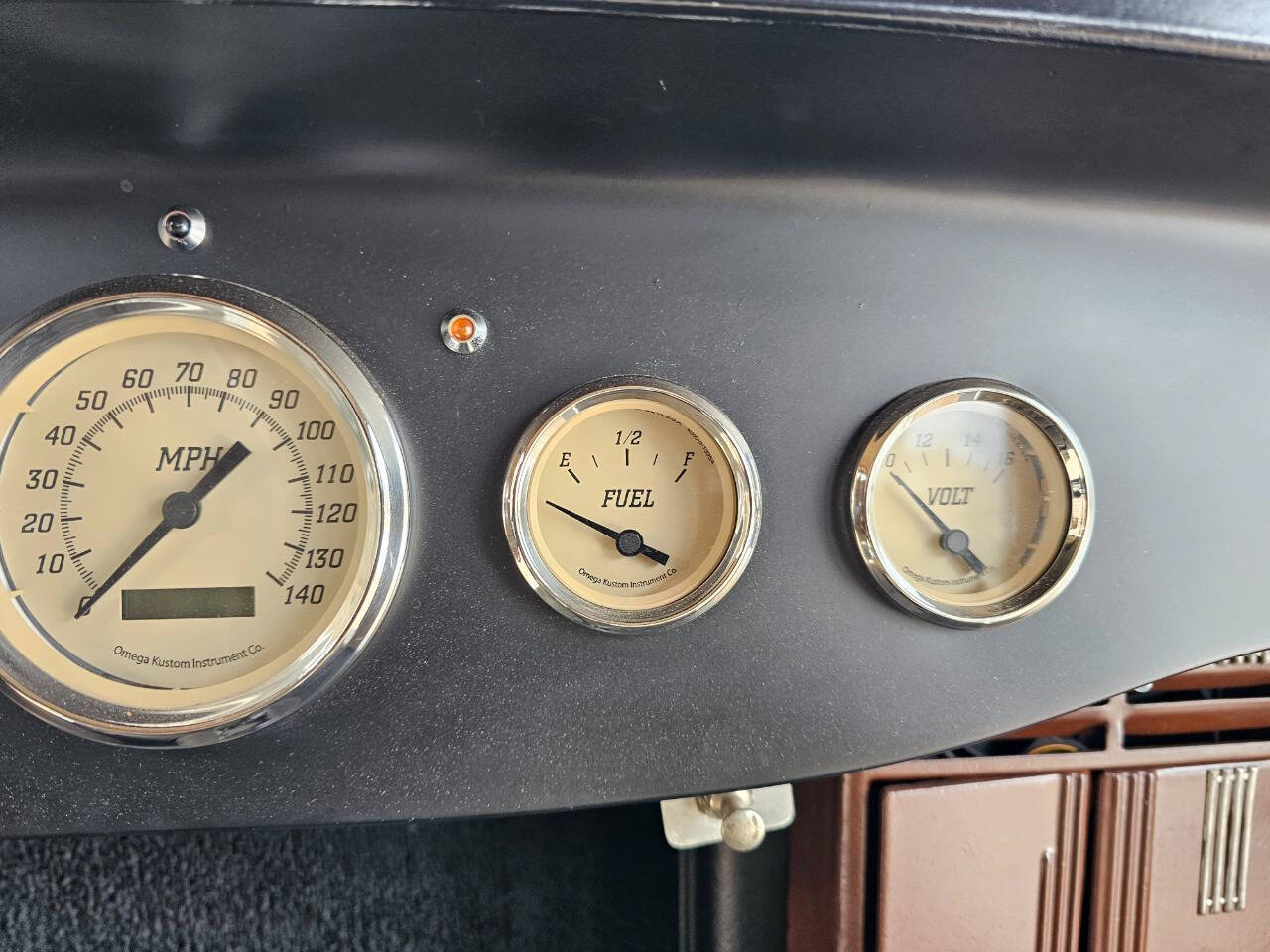 1929 Dodge Senior Restomod 194