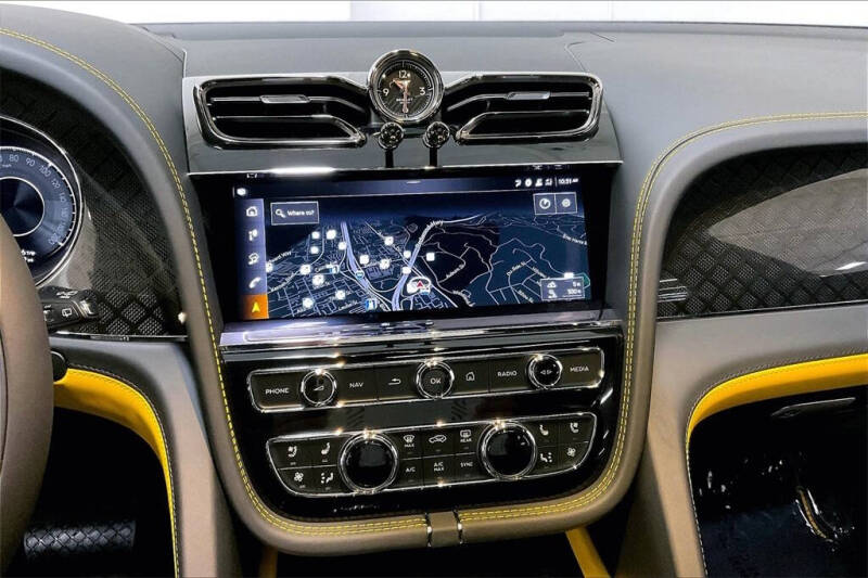 2025 Bentley Bentayga