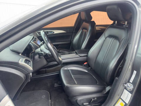 2020 Lincoln MKZ Standard