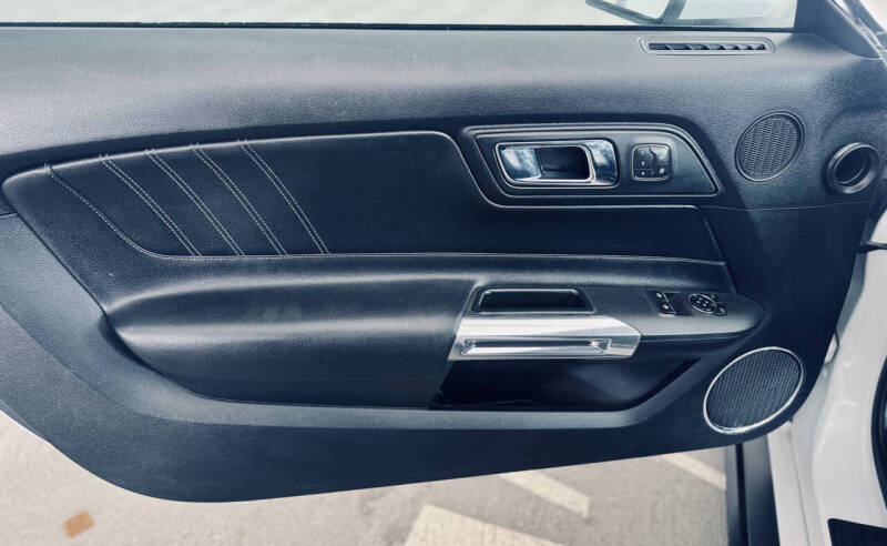 2016 Ford Mustang EcoBoost Premium