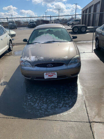 2004 Ford Taurus SES