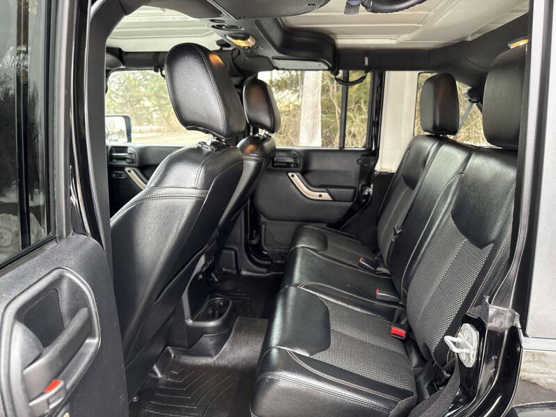 2016 Jeep Wrangler Unlimited Sahara