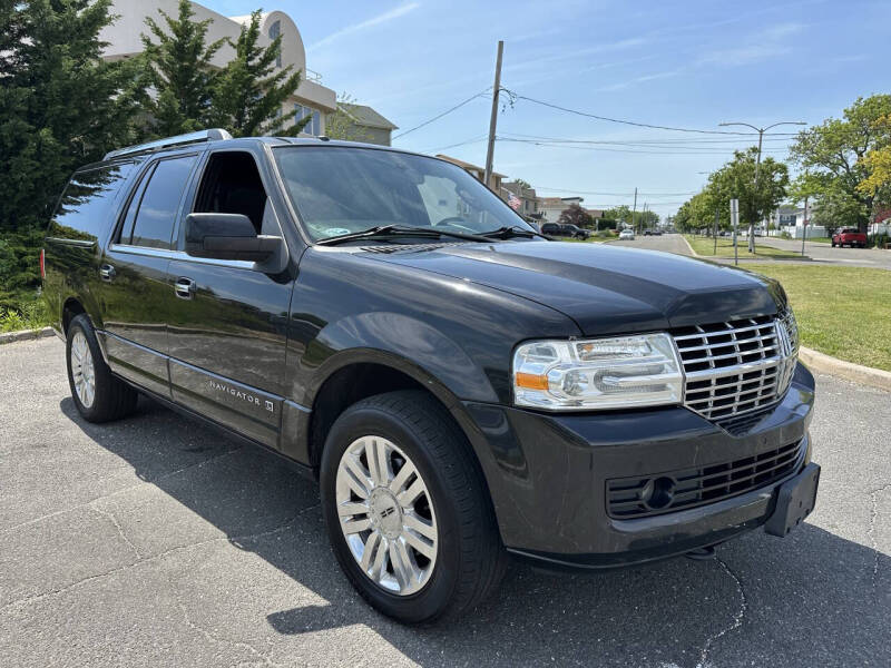 2014 Lincoln Navigator L