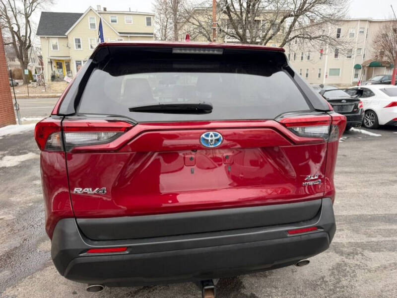 2023 Toyota RAV4 Hybrid XLE