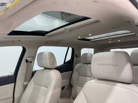 2021 GMC Acadia Denali