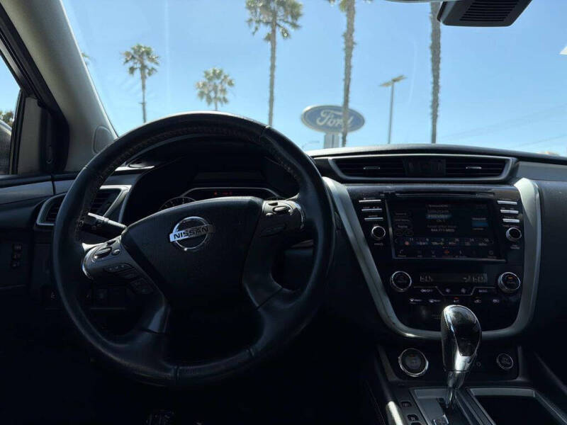 2019 Nissan Murano SL