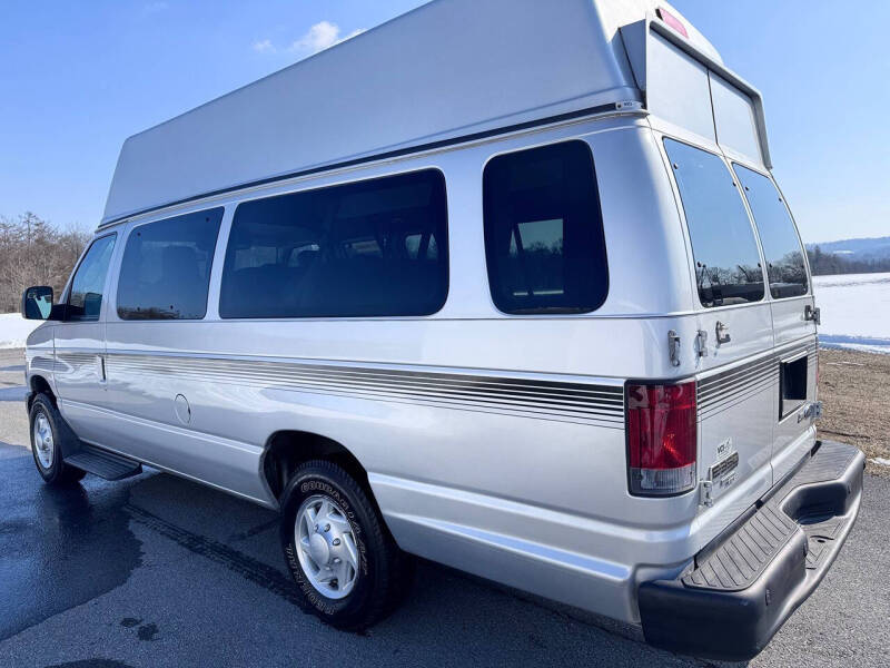 2012 Ford E-Series E-350 SD XL
