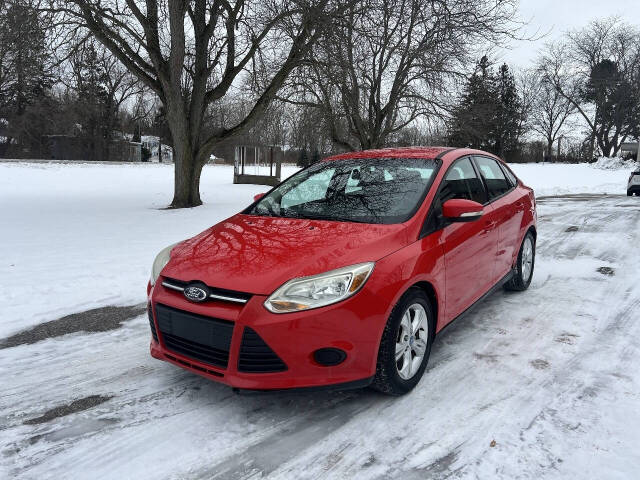 2014 Ford Focus SE's photo