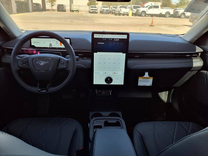 2025 Ford Mustang Mach-E Select