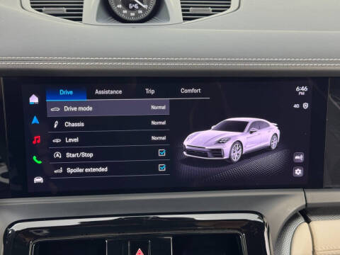 2024 Porsche Panamera 4