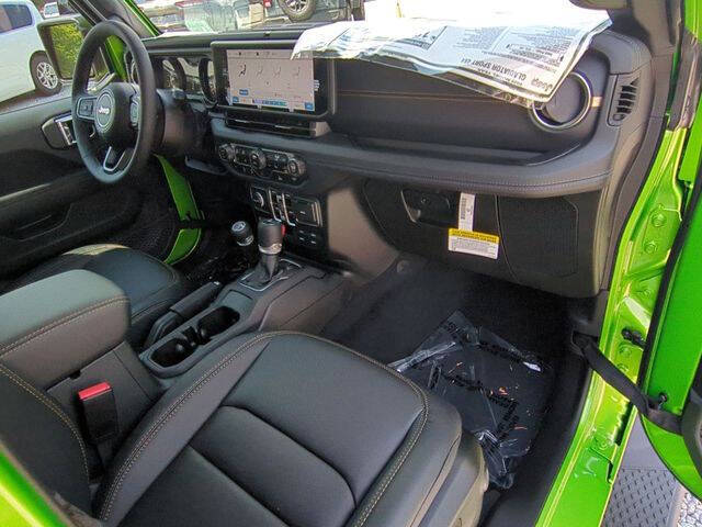 2025 Jeep Gladiator High Tide