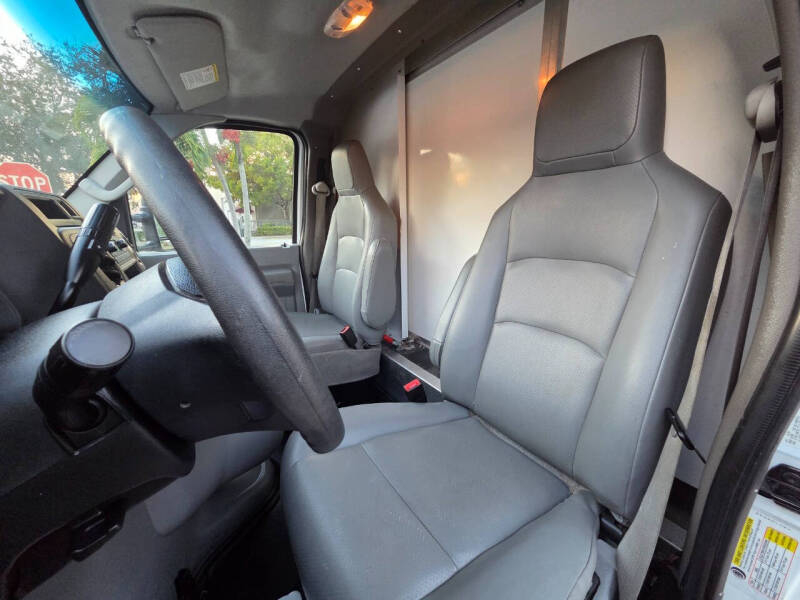 2021 Ford E-Series E-350 SD