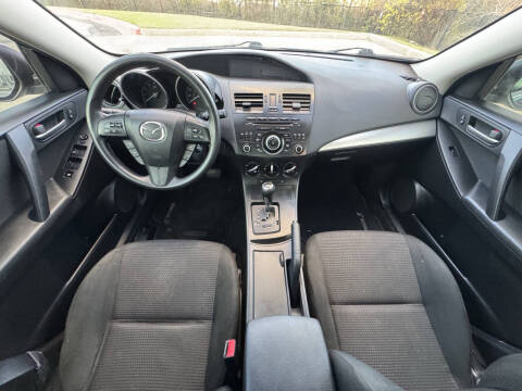 2013 Mazda MAZDA3 i Sport