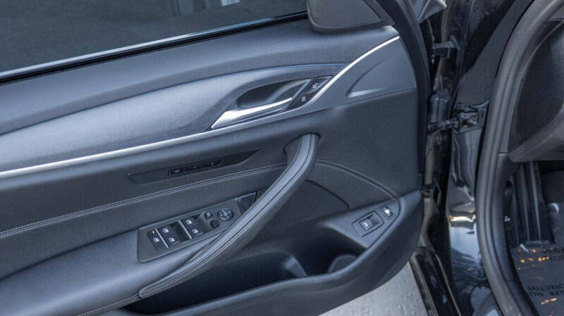 2023 BMW 5 Series 530e