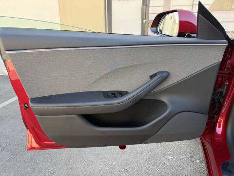 2026 Tesla Model 3 Premium