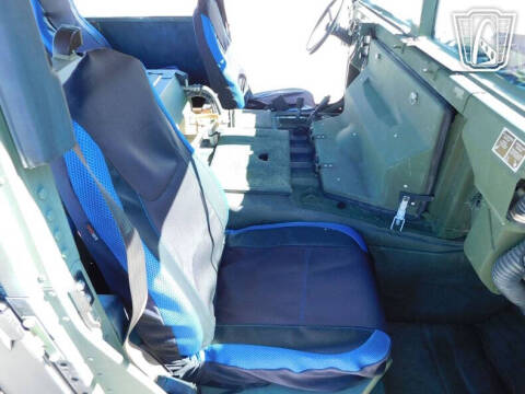 2002 AM General M1123