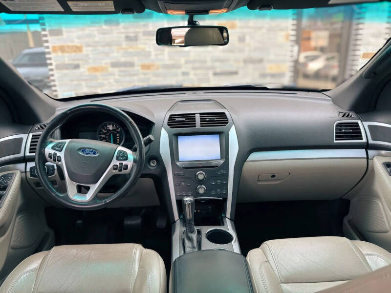 2012 Ford Explorer XLT