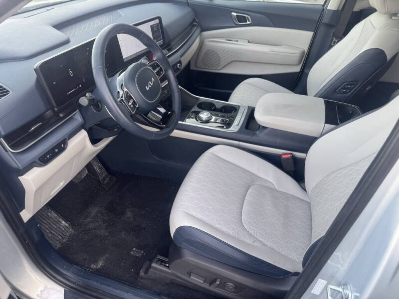 2025 Kia Carnival Hybrid EX