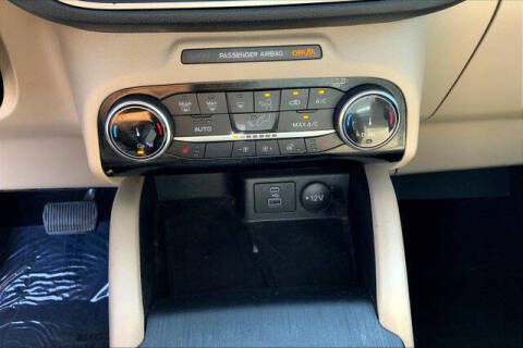 2022 Ford Escape SEL