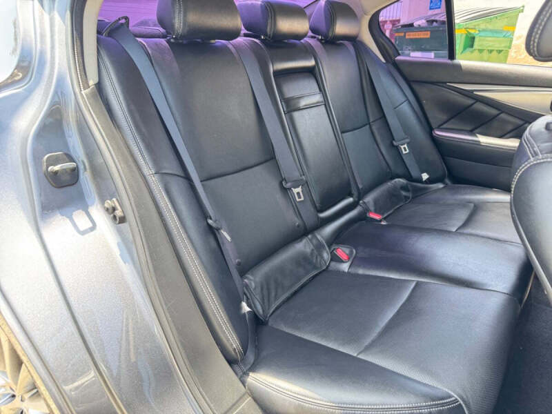 2022 Infiniti Q50 Luxe