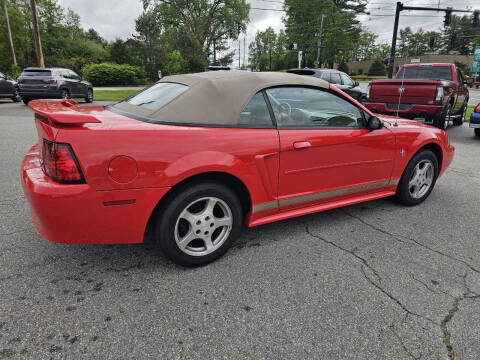 2002 Ford Mustang Deluxe