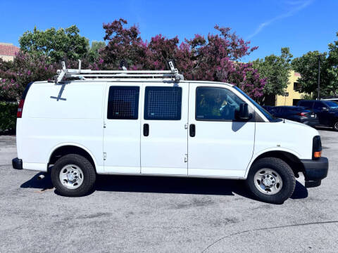 2017 Chevrolet Express 2500