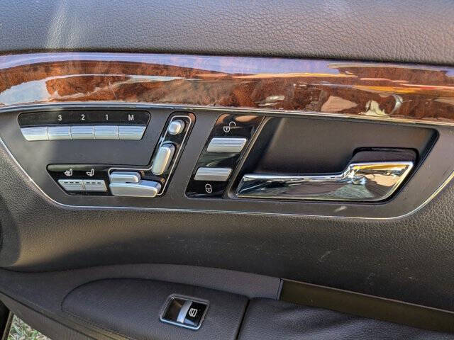 2010 Mercedes-Benz S-Class S 550 4MATIC