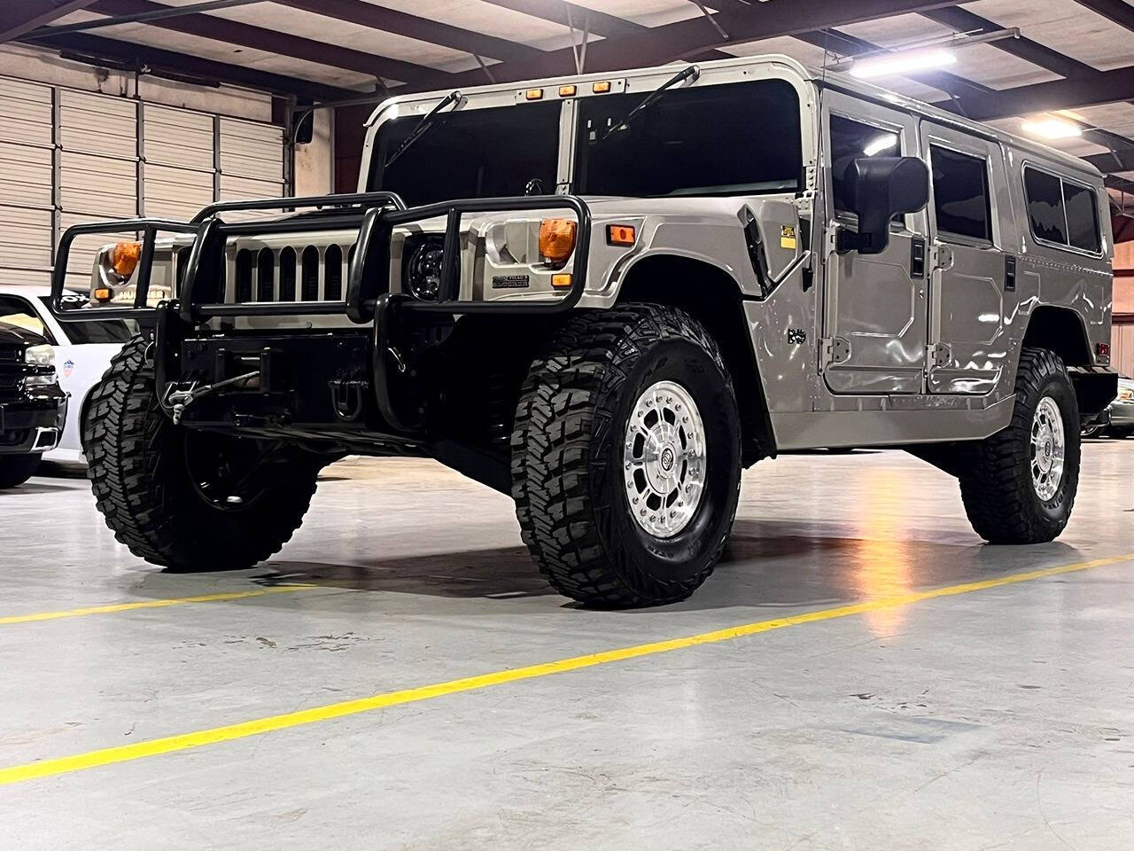 2003 HUMMER H1 for sale at Carnival Car Company in Victoria, TX