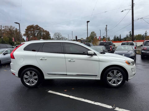 2016 Volvo XC60 T6 Drive-E