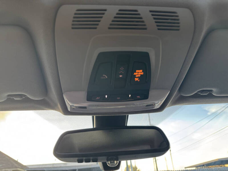 2012 BMW 3 Series 328i