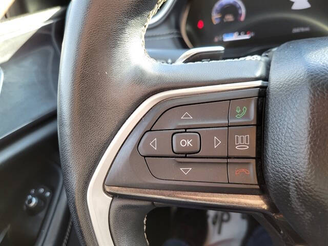 2022 Jeep Grand Cherokee L Laredo