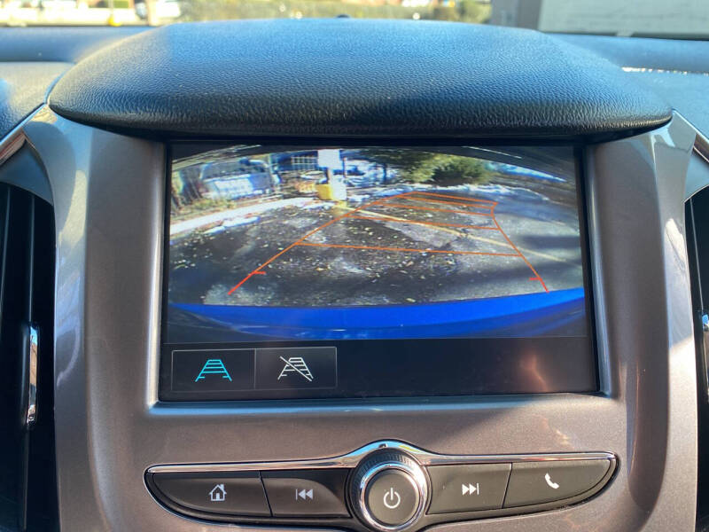 2017 Chevrolet Cruze LT Auto