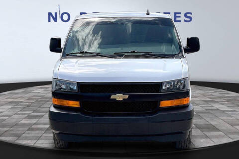 2023 Chevrolet Express 2500
